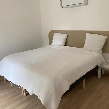 Hameau Des Essarts Bed & Breakfast 3*