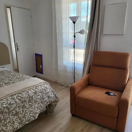 Bed & Breakfast Hameau Des Essarts 3*