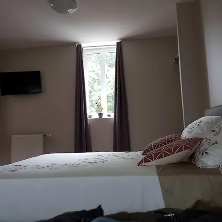 فندق مبيت وإفطار Hameau Des Essarts 3*