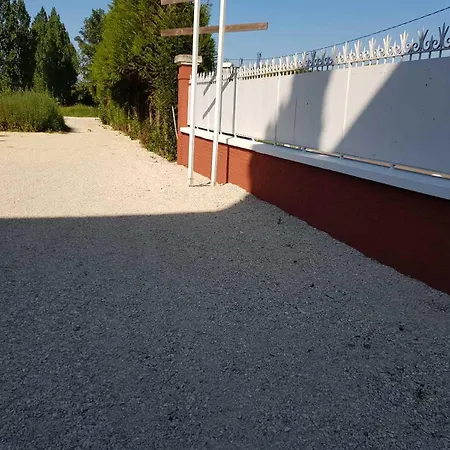 Nocleg ze śniadaniem Hameau Des Essarts Grand-Couronne
