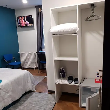 Hameau Des Essarts 3* Grand-Couronne