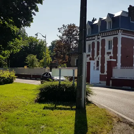 Hameau Des Essarts 3* Grand-Couronne